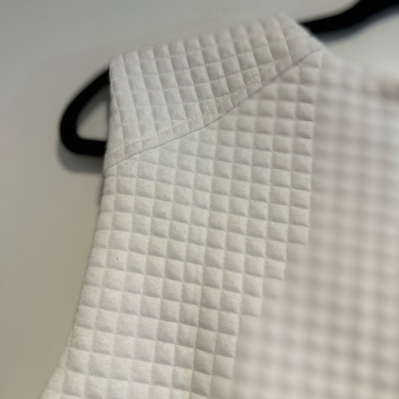 Willi Smith. Large. White Quilted.  Small Square check pattern. Sleeveless Dress - Picture 13 of 16